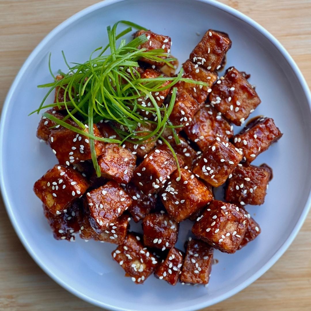 Korean Soy Garlic Crispy Tofu Recipe | samah eats